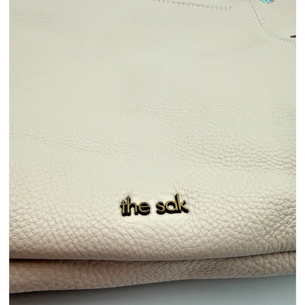 The Sak Sequoia Leather Hobo Bag in Stone With Embroidered Flowers Style 107136 - Picture 6 of 9